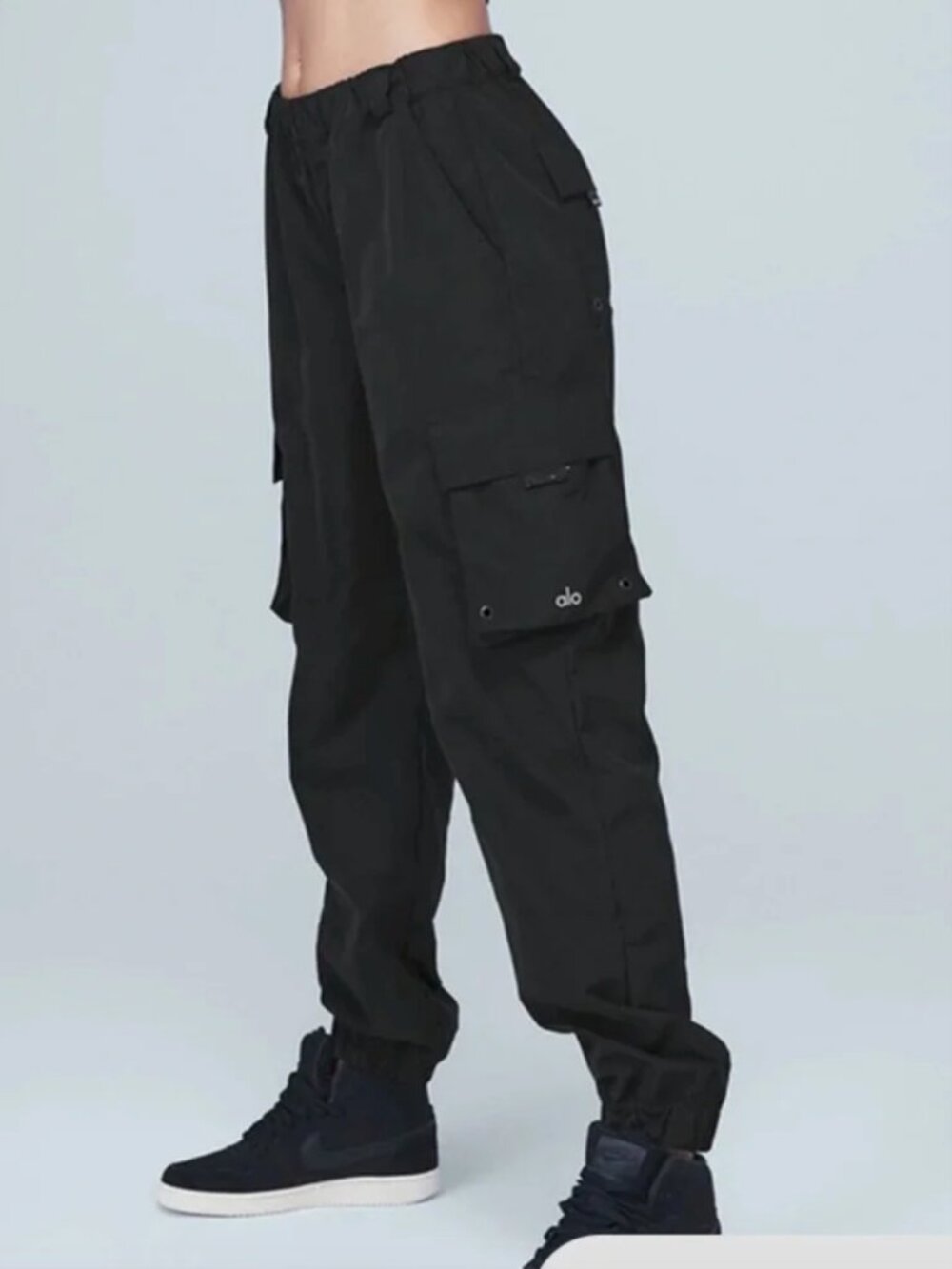 Alo Yoga It Girl Cargo Jogger Pant - Picture 1 of 5